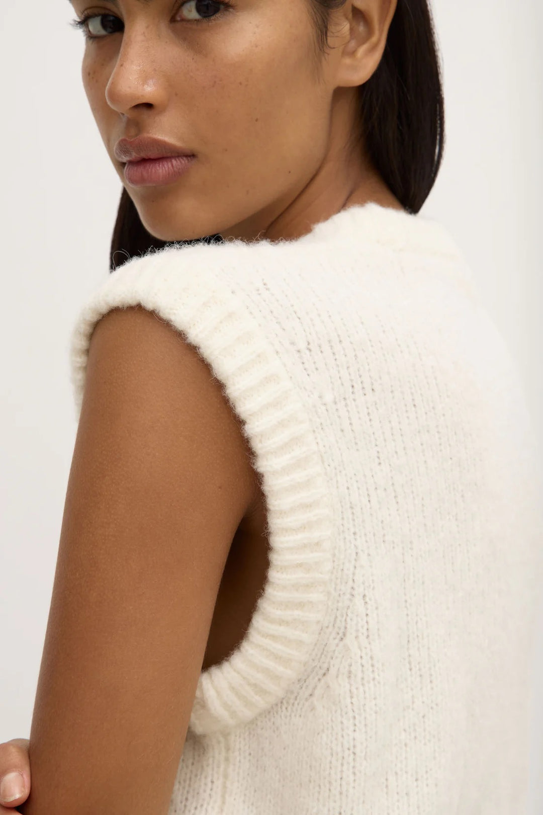 Everly Knit Vest - Cream